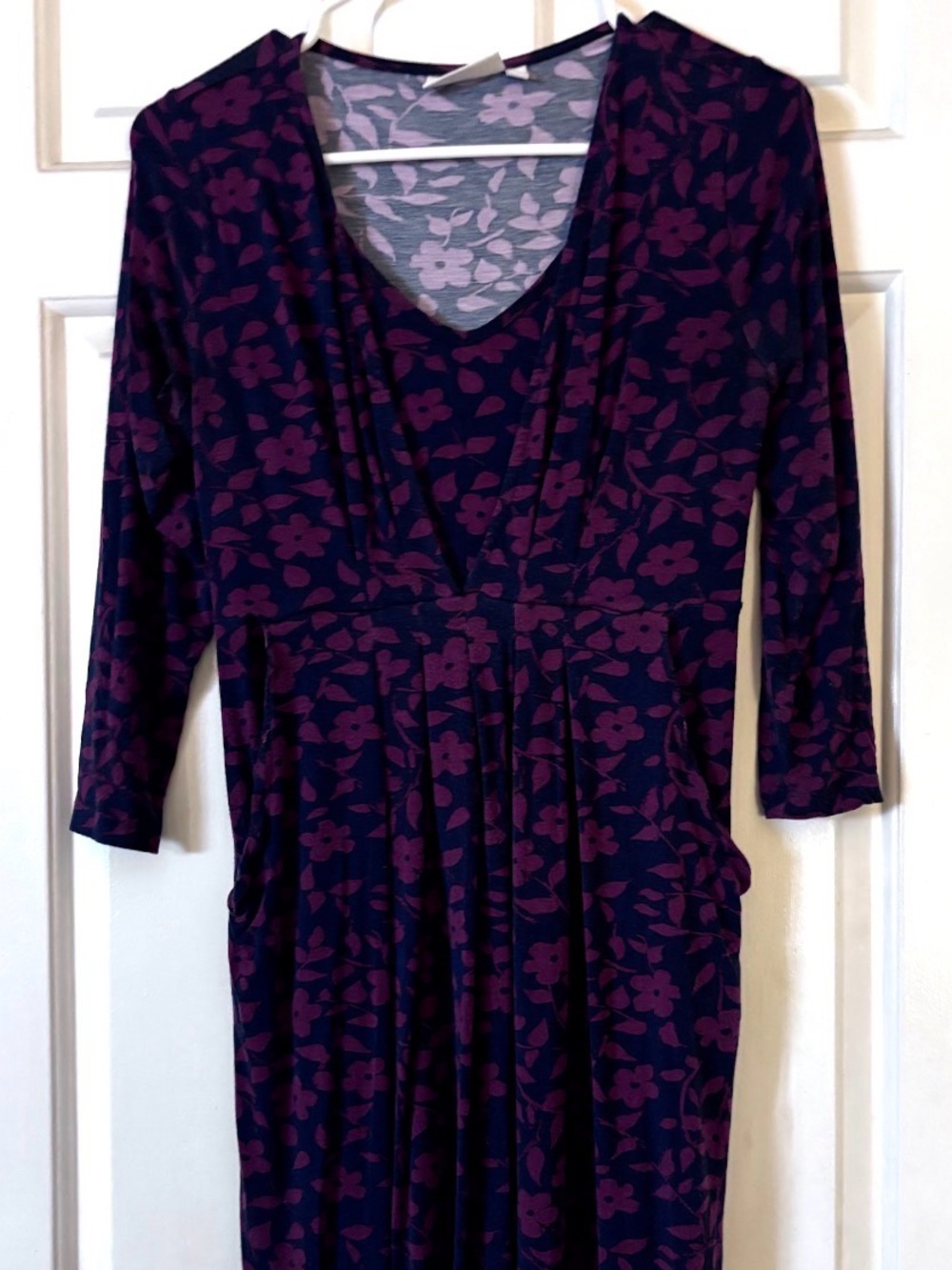 Women's Floral V-Neck Purple Midi Dress